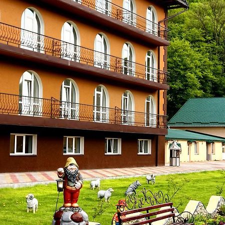 Perlyna Podillyа Hotel Satanov Exterior foto