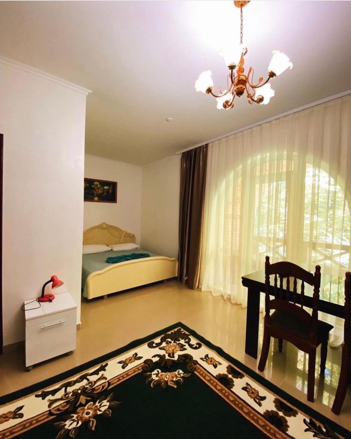 Perlyna Podillyа Hotel Satanov Exterior foto