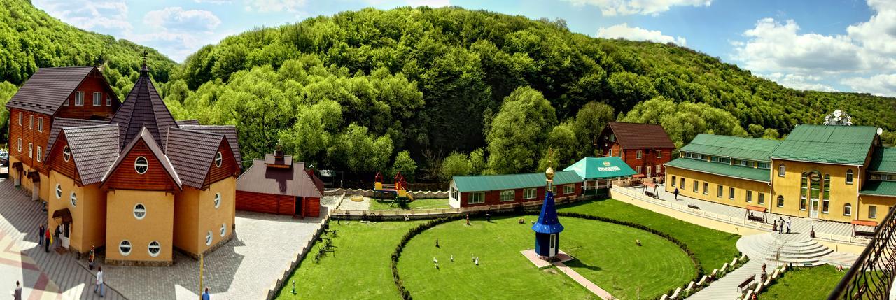 Perlyna Podillyа Hotel Satanov Exterior foto