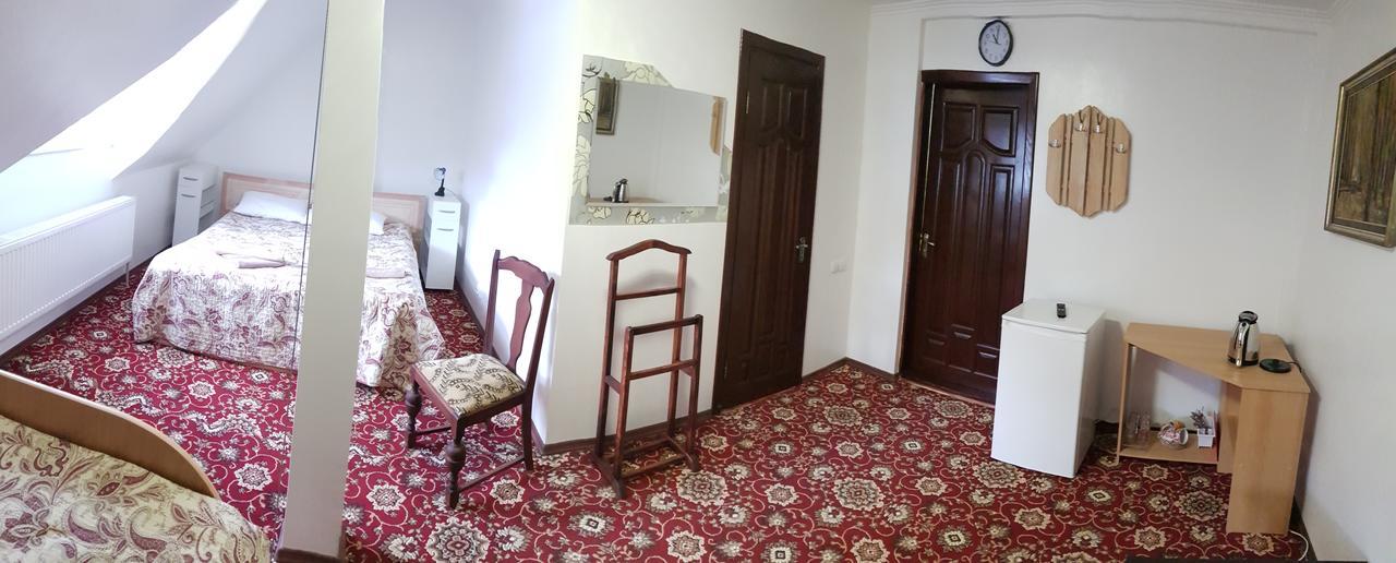 Perlyna Podillyа Hotel Satanov Exterior foto
